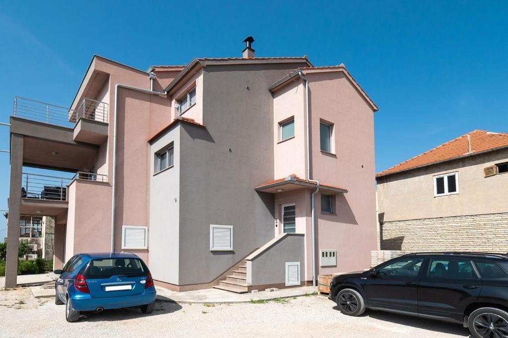 Apartments Grubisic - Sibenik - Parking Included المظهر الخارجي الصورة