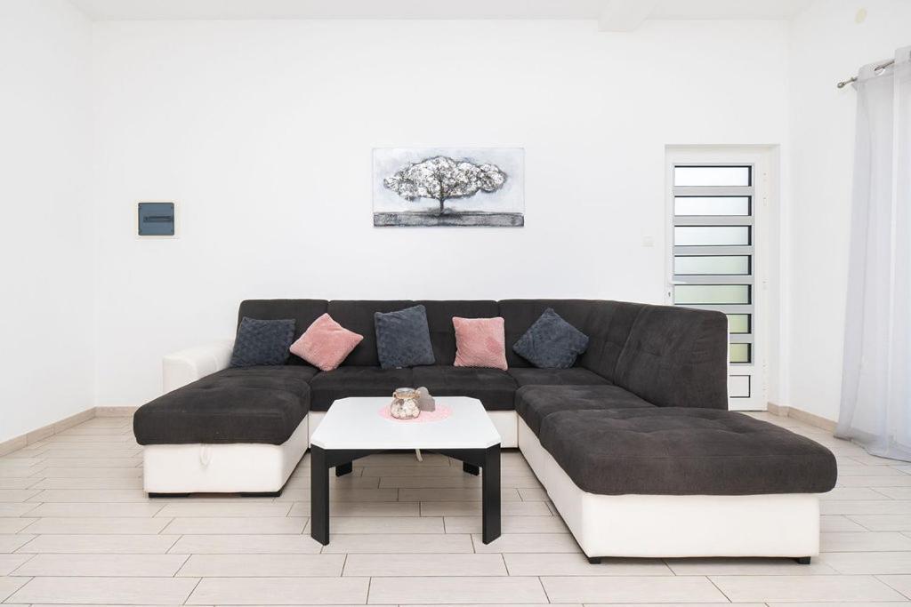 Apartments Grubisic - Sibenik - Parking Included المظهر الخارجي الصورة