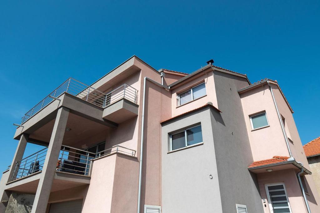 Apartments Grubisic - Sibenik - Parking Included المظهر الخارجي الصورة