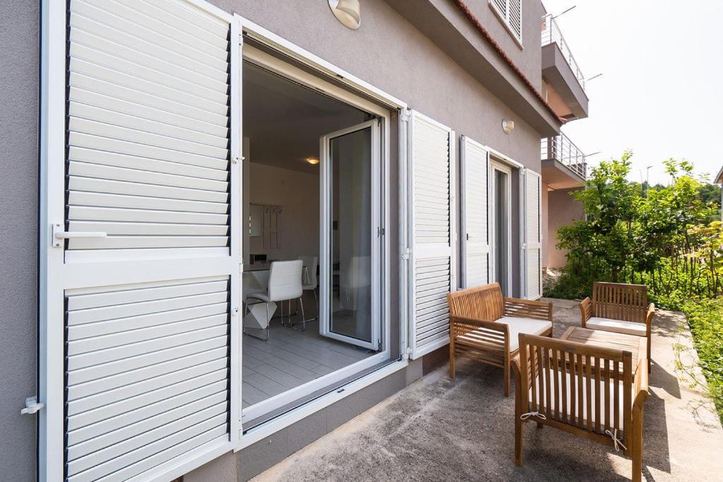 Apartments Grubisic - Sibenik - Parking Included المظهر الخارجي الصورة