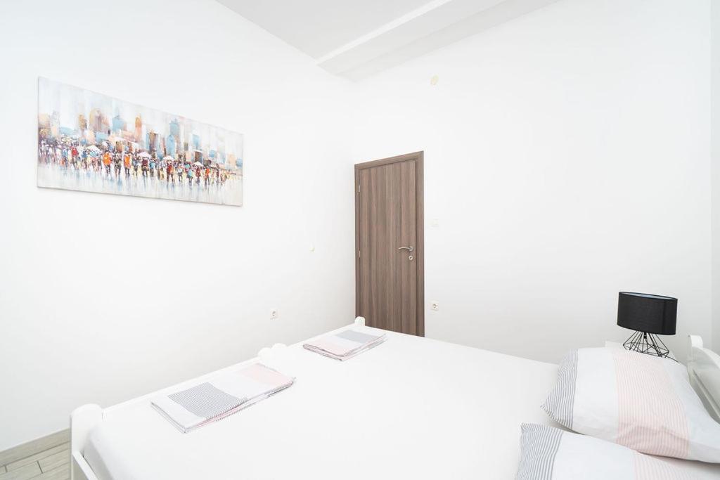Apartments Grubisic - Sibenik - Parking Included الغرفة الصورة