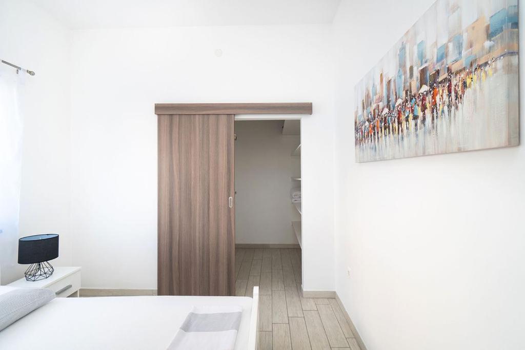 Apartments Grubisic - Sibenik - Parking Included الغرفة الصورة